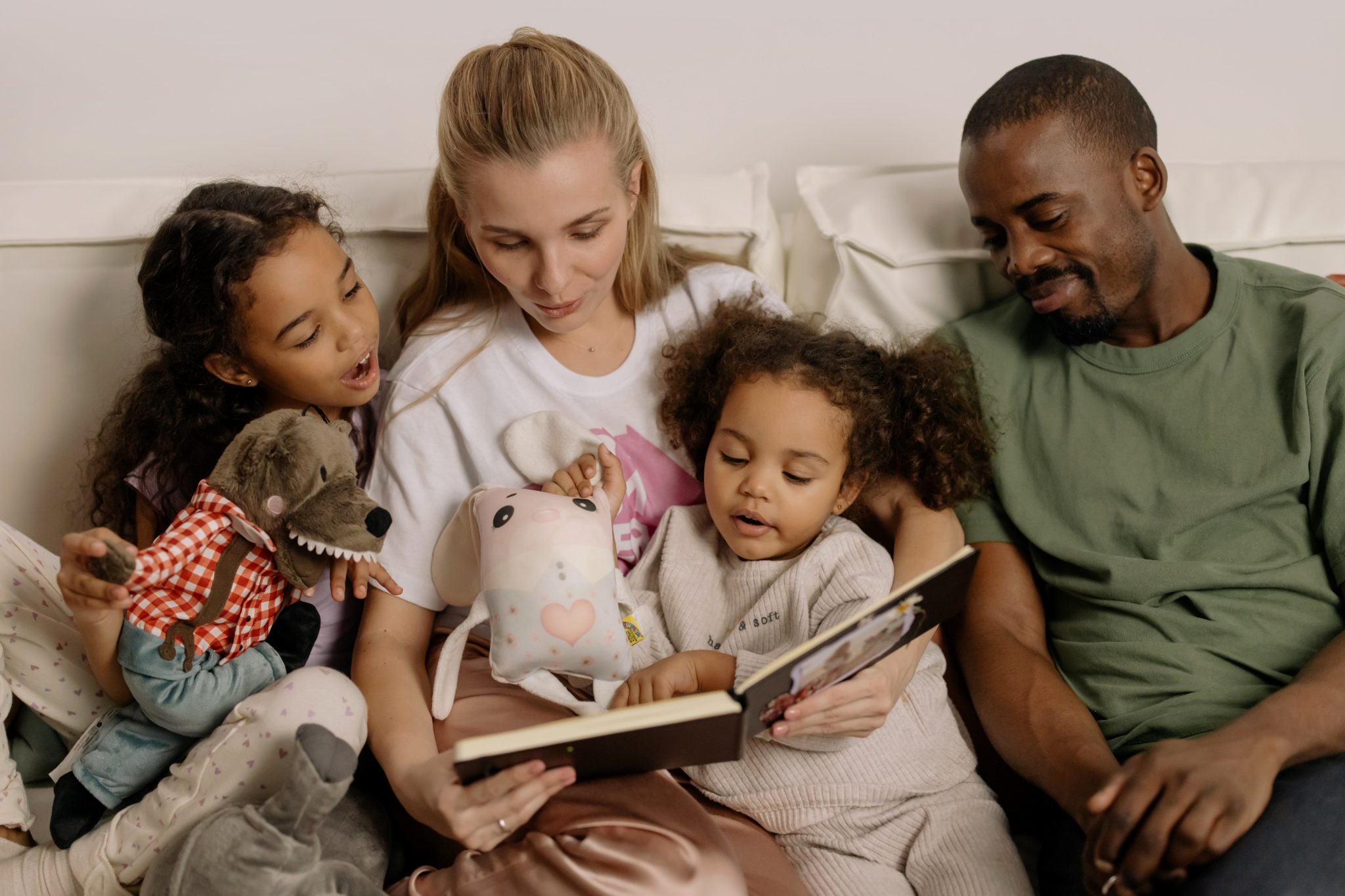Cómo fomentar la lectura en casa y ayudar al desarrollo de los niños y niñas